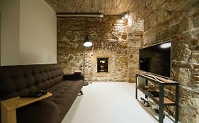 Old Central Apartment